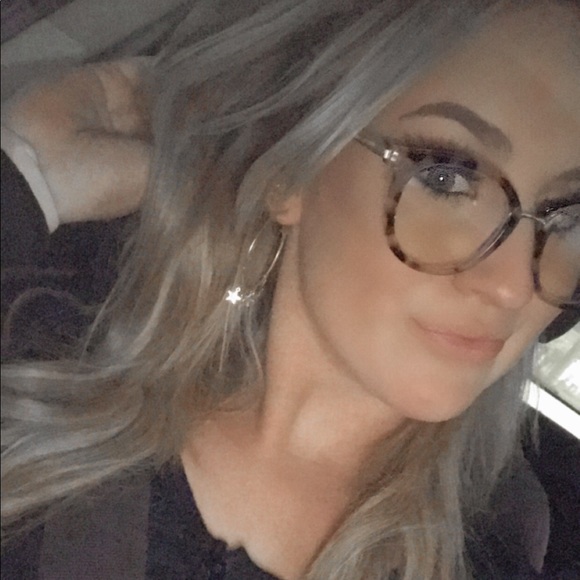 Meet your Posher, Summer - Picture 1 of 1